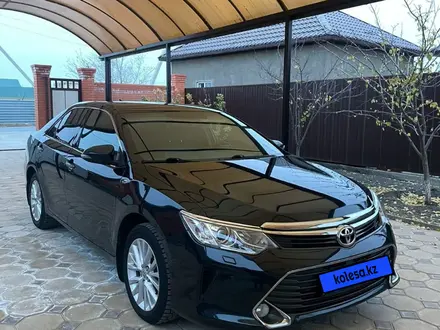 Toyota Camry 2015 года за 8 500 000 тг. в Атырау – фото 5