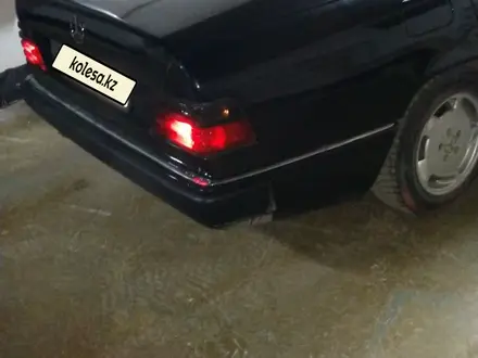 Mercedes-Benz E 300 1988 года за 1 100 000 тг. в Астана – фото 6