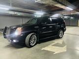 Cadillac Escalade 2007 годаfor14 000 000 тг. в Алматы