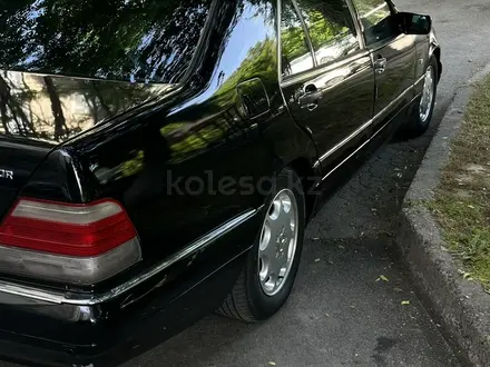 Mercedes-Benz S 320 1998 года за 3 150 000 тг. в Шымкент – фото 20