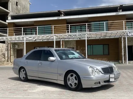 Mercedes-Benz E 320 2001 года за 3 600 000 тг. в Актау – фото 6