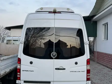 Mercedes-Benz Sprinter 2015 года за 19 800 000 тг. в Алматы – фото 5