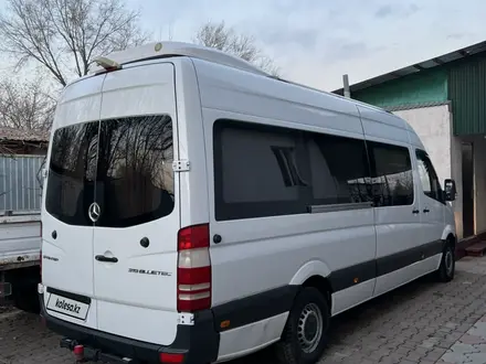 Mercedes-Benz Sprinter 2015 года за 19 800 000 тг. в Алматы – фото 6