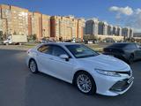 Toyota Camry 2020 года за 15 500 000 тг. в Астана – фото 3