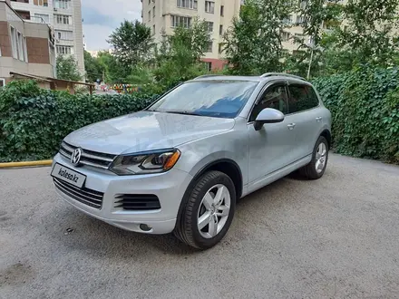 Volkswagen Touareg 2012 года за 8 900 000 тг. в Алматы – фото 3