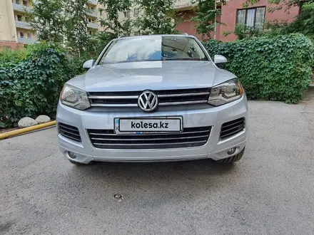 Volkswagen Touareg 2012 года за 8 900 000 тг. в Алматы – фото 4