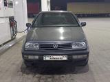 Volkswagen Vento 1993 года за 1 700 000 тг. в Алматы – фото 2