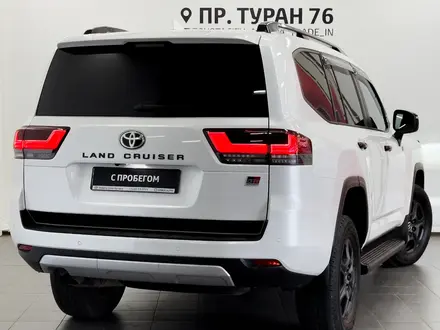 Toyota Land Cruiser 2022 года за 47 950 000 тг. в Астана – фото 20