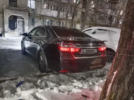 Toyota Camry 2015 года за 11 500 000 тг. в Актобе