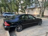 Mercedes-Benz C 240 2003 годаүшін2 000 000 тг. в Тараз – фото 2