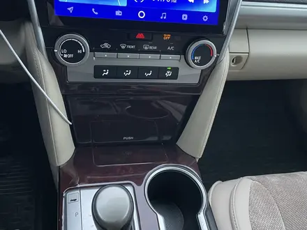 Toyota Camry 2013 года за 6 900 000 тг. в Актобе – фото 17
