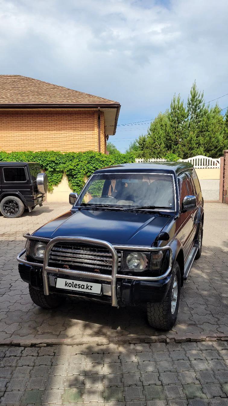 Mitsubishi Pajero 1993 г.