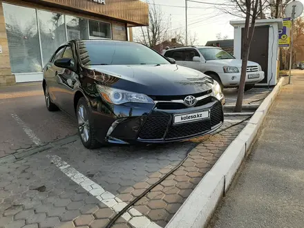 Toyota Camry 2016 года за 10 000 000 тг. в Алматы – фото 33