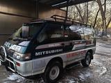 Mitsubishi Delica 1996 года за 2 350 000 тг. в Алматы