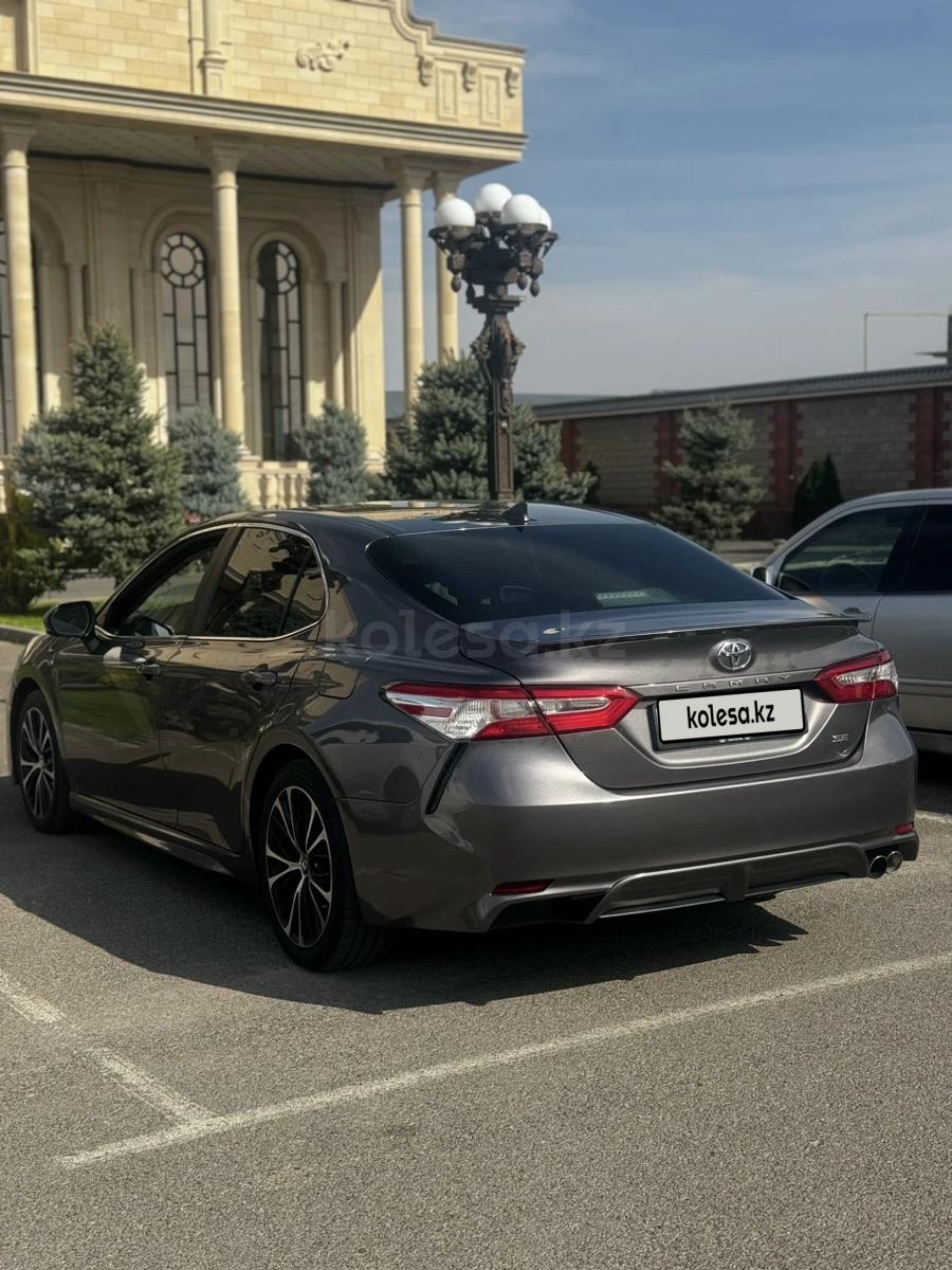 Toyota Camry 2020 г.