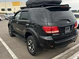 Toyota Fortuner 2007 года за 8 900 000 тг. в Астана – фото 2