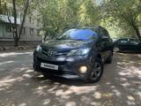 Toyota RAV4 2014 года за 10 200 000 тг. в Караганда