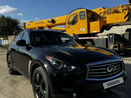 Infiniti FX35 2008 года за 9 500 000 тг. в Семей