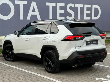 Toyota RAV4 2021 года за 16 850 000 тг. в Алматы – фото 7