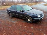 Volkswagen Vento 1994 года за 830 000 тг. в Сарыколь