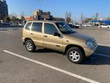 Chevrolet Niva 2004 годаүшін2 200 000 тг. в Алматы – фото 4