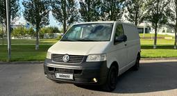 Volkswagen Transporter 2008 годаfor6 800 000 тг. в Астана