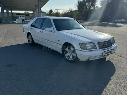 Mercedes-Benz S 320 1999 года за 4 200 000 тг. в Алматы