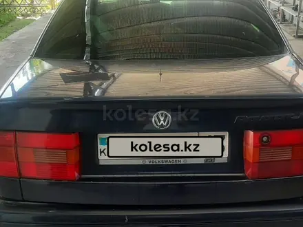 Volkswagen Passat 1994 года за 1 300 000 тг. в Шымкент – фото 6