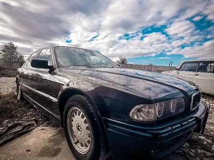 BMW 730 1995 года за 3 300 000 тг. в Рудный