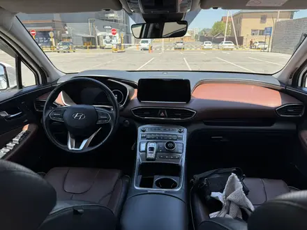 Hyundai Santa Fe 2022 года за 18 200 000 тг. в Шымкент – фото 5