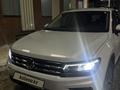 Volkswagen Tiguan 2017 года за 12 500 000 тг. в Уральск