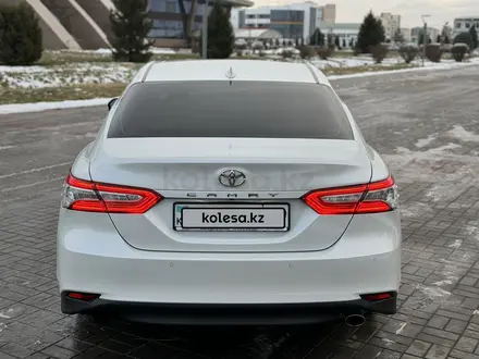 Toyota Camry 2021 года за 17 300 000 тг. в Талдыкорган – фото 18