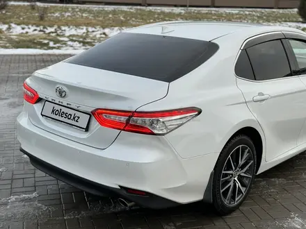 Toyota Camry 2021 года за 17 300 000 тг. в Талдыкорган – фото 19