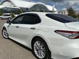 Toyota Camry 2018 года за 12 500 000 тг. в Караганда – фото 5