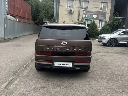 Hyundai Santa Fe 2024 года за 21 000 000 тг. в Алматы – фото 4