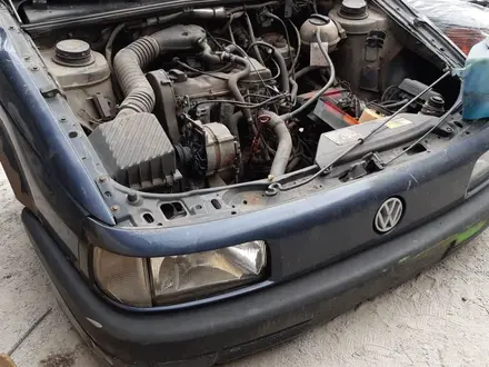 Volkswagen Passat 1993 года за 10 000 тг. в Астана