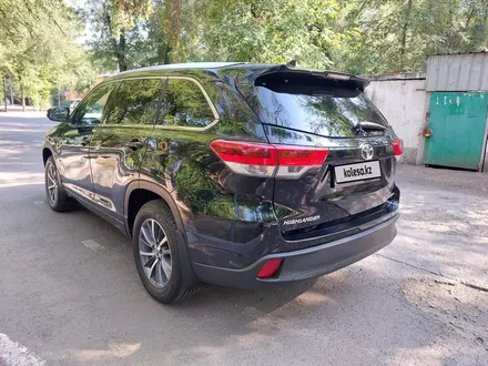 Toyota Highlander 2017 года за 18 000 000 тг. в Алматы – фото 6