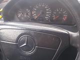 Mercedes-Benz C 180 1994 годаүшін1 650 000 тг. в Рудный – фото 2