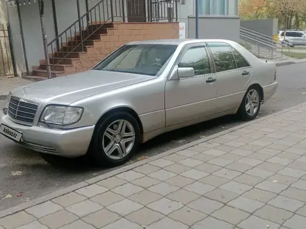 Mercedes-Benz S 420 1994 года за 3 100 000 тг. в Алматы