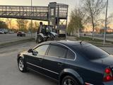 Volkswagen Passat 2004 годаүшін2 200 000 тг. в Усть-Каменогорск