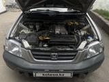 Honda CR-V 1996 года за 2 200 000 тг. в Алматы – фото 2