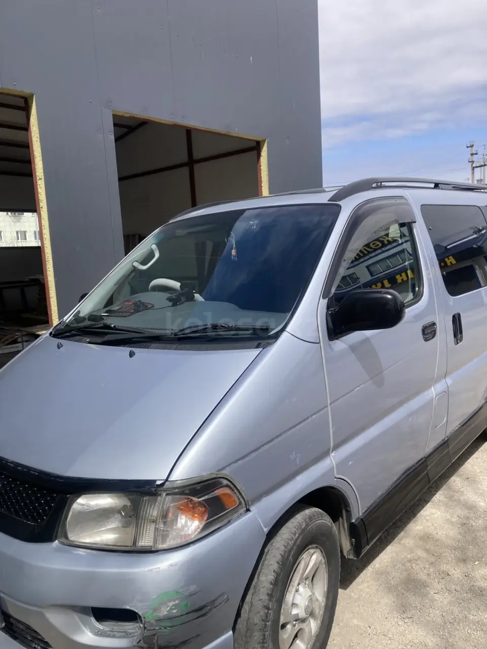 Toyota HiAce Regius, 1997