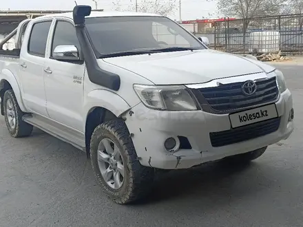 Toyota Hilux 2013 года за 10 500 000 тг. в Актау – фото 2