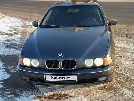 BMW 528 1998 года за 3 300 000 тг. в Астана