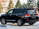 Toyota Land Cruiser 2019 года за 45 200 000 тг. в Астана – фото 4