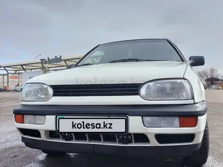 Volkswagen Golf 1994 года за 2 500 000 тг. в Караганда – фото 4