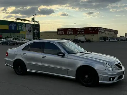 Mercedes-Benz E 320 2002 года за 5 800 000 тг. в Уральск – фото 3