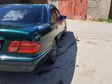 Mercedes-Benz E 320 1997 годаүшін3 500 000 тг. в Караганда – фото 4