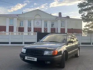 Audi 100