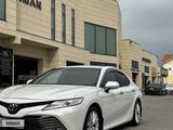 Toyota Camry 2019 года за 18 000 000 тг. в Шымкент – фото 2